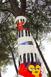 Land Art installation artistique de Aconcha artiste plurielle franco-cubaine 